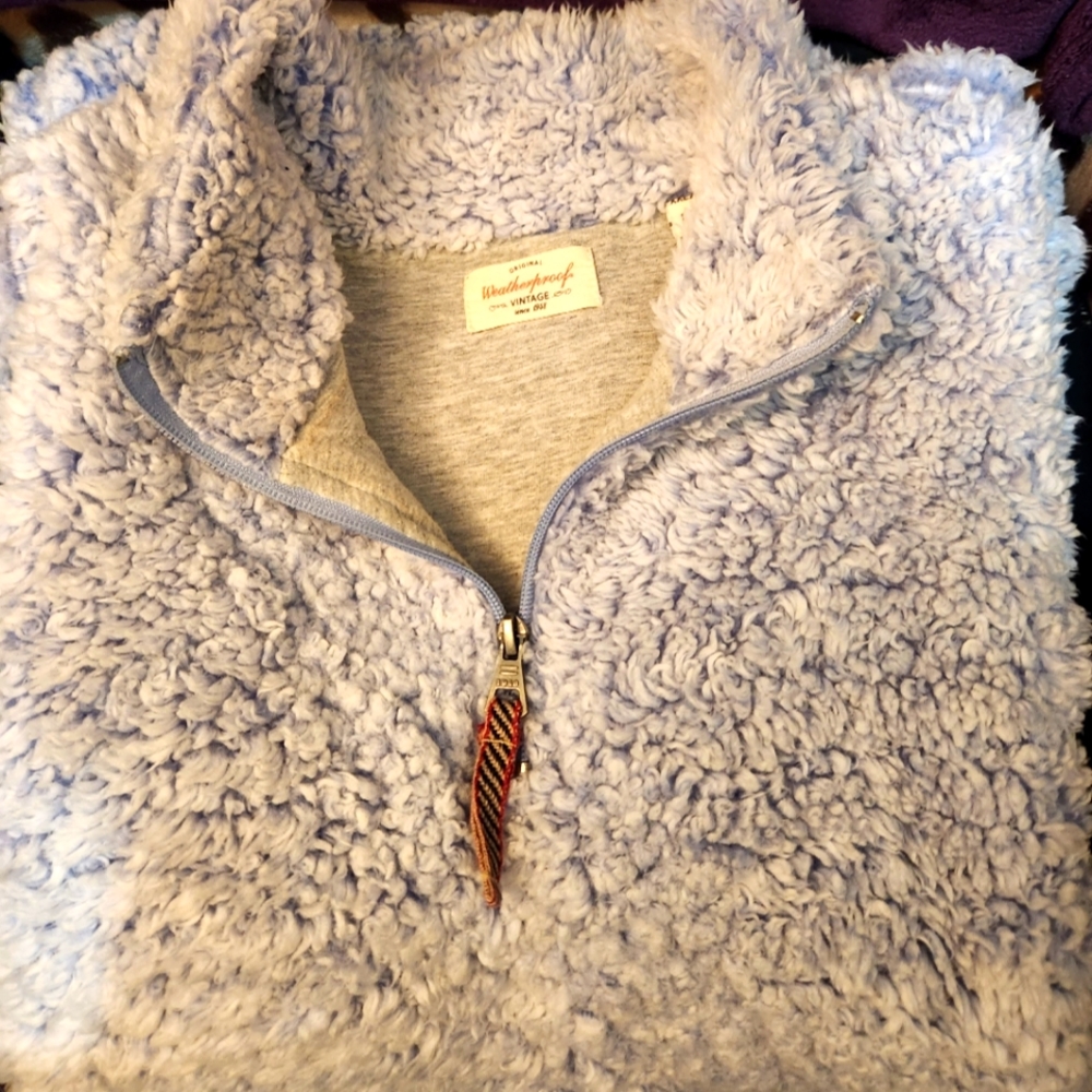 Weatherproof shepra pullover. Size XXL.